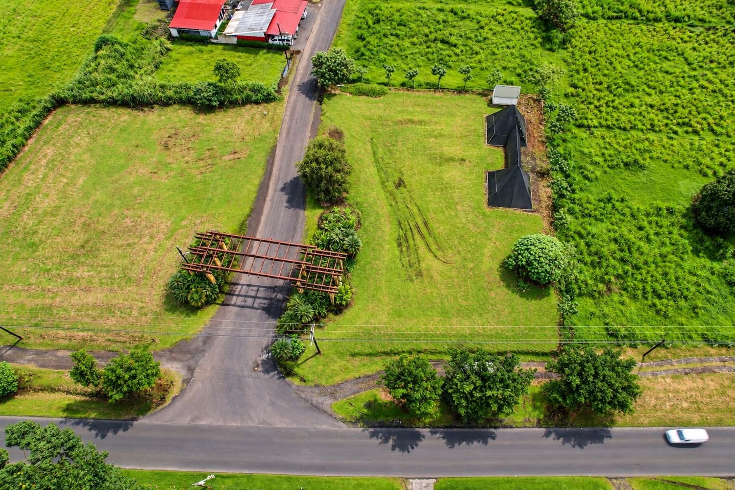 EN VENTA- LOTE EN LA FORTUNA DE SAN CARLOS 5
