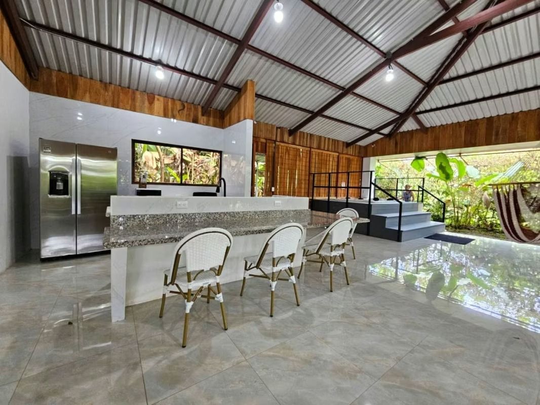 EN VENTA COMPLEJO VACACIONAL EN LA FORTUNA 16