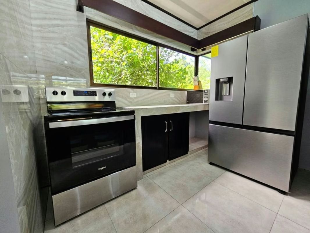 EN VENTA COMPLEJO VACACIONAL EN LA FORTUNA 4