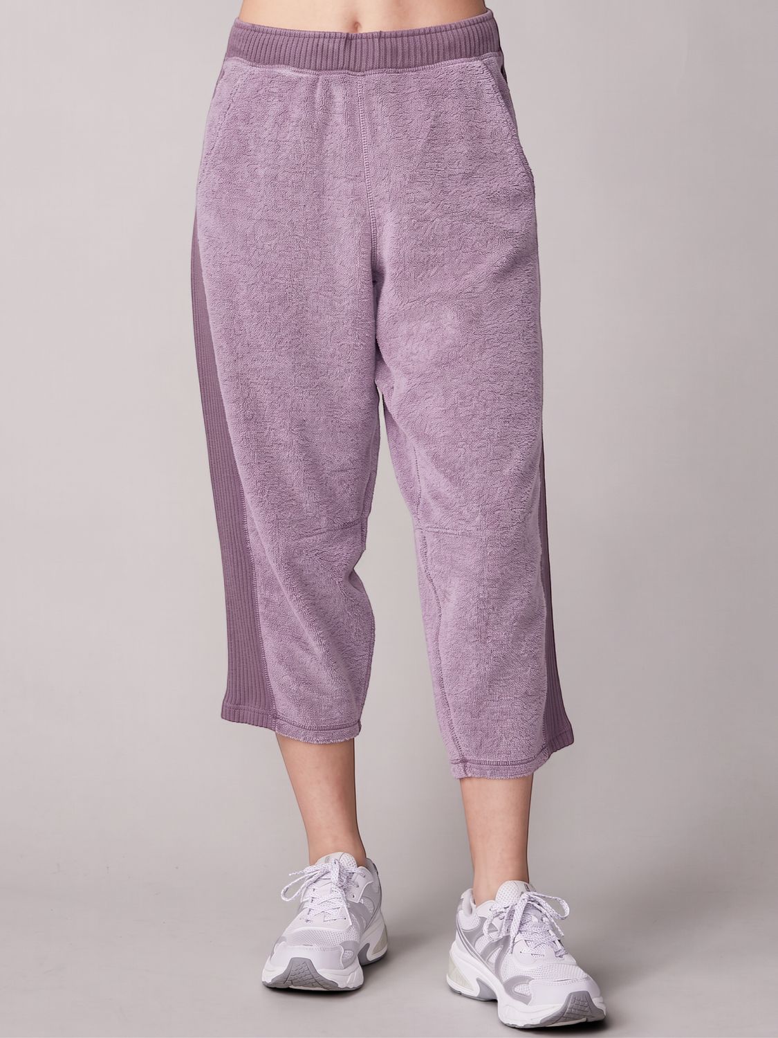 Thrive Societe Relaxed Barrel Sweatpant, Mauve