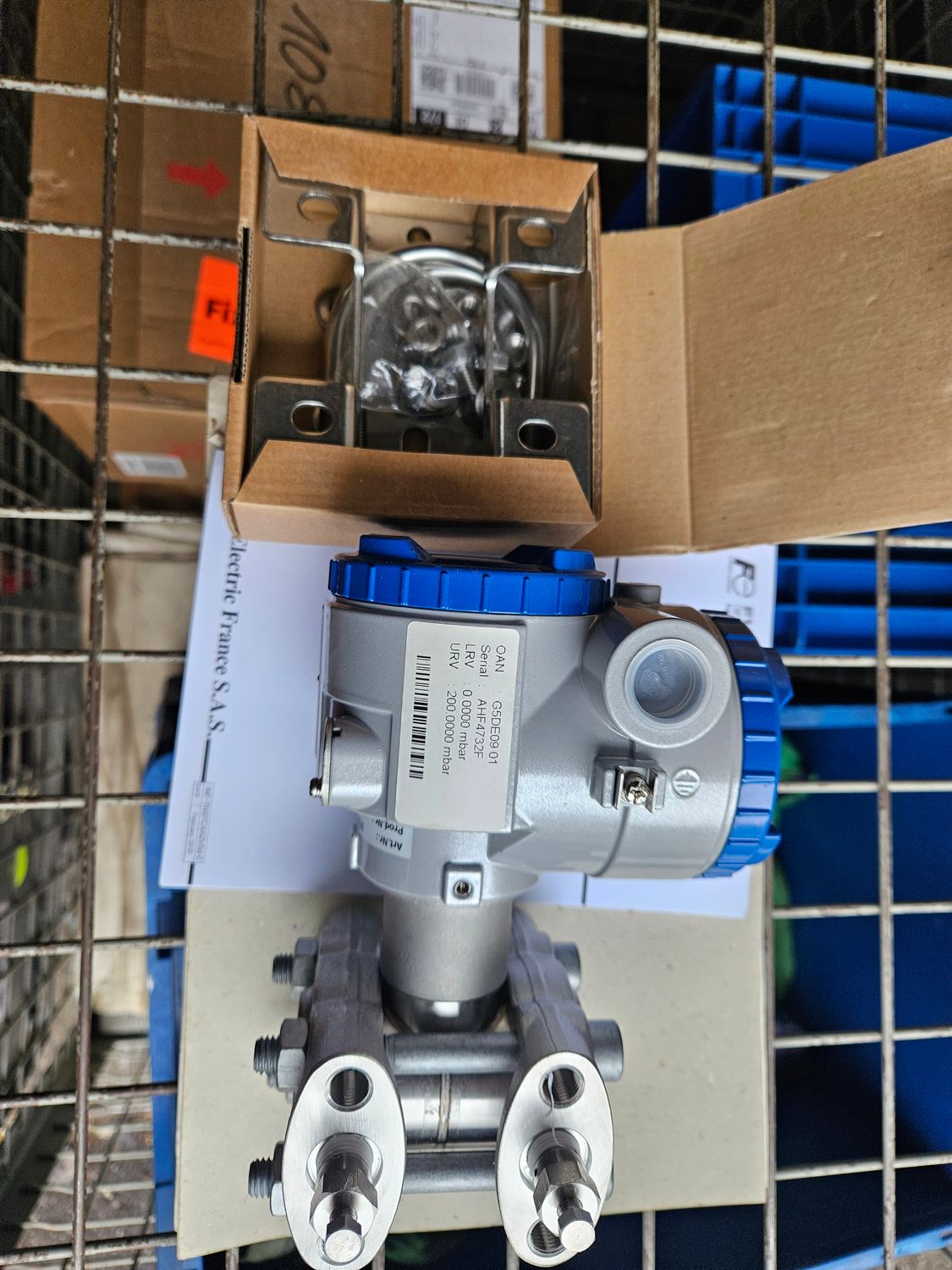 Differenzdruckmesser Fuji Electric France 0-200 mbar FKCR33V5AACYWCA Differenzdruckmesser Fuji Electric France 0-200 mbar FKCR33V5AACYWCA