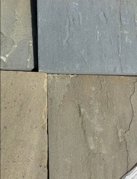NY Patterned Bluestone Natural Cleft Full Color Paver - SqFt