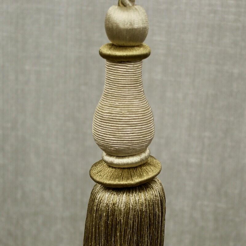 Torello Tie Back Gold