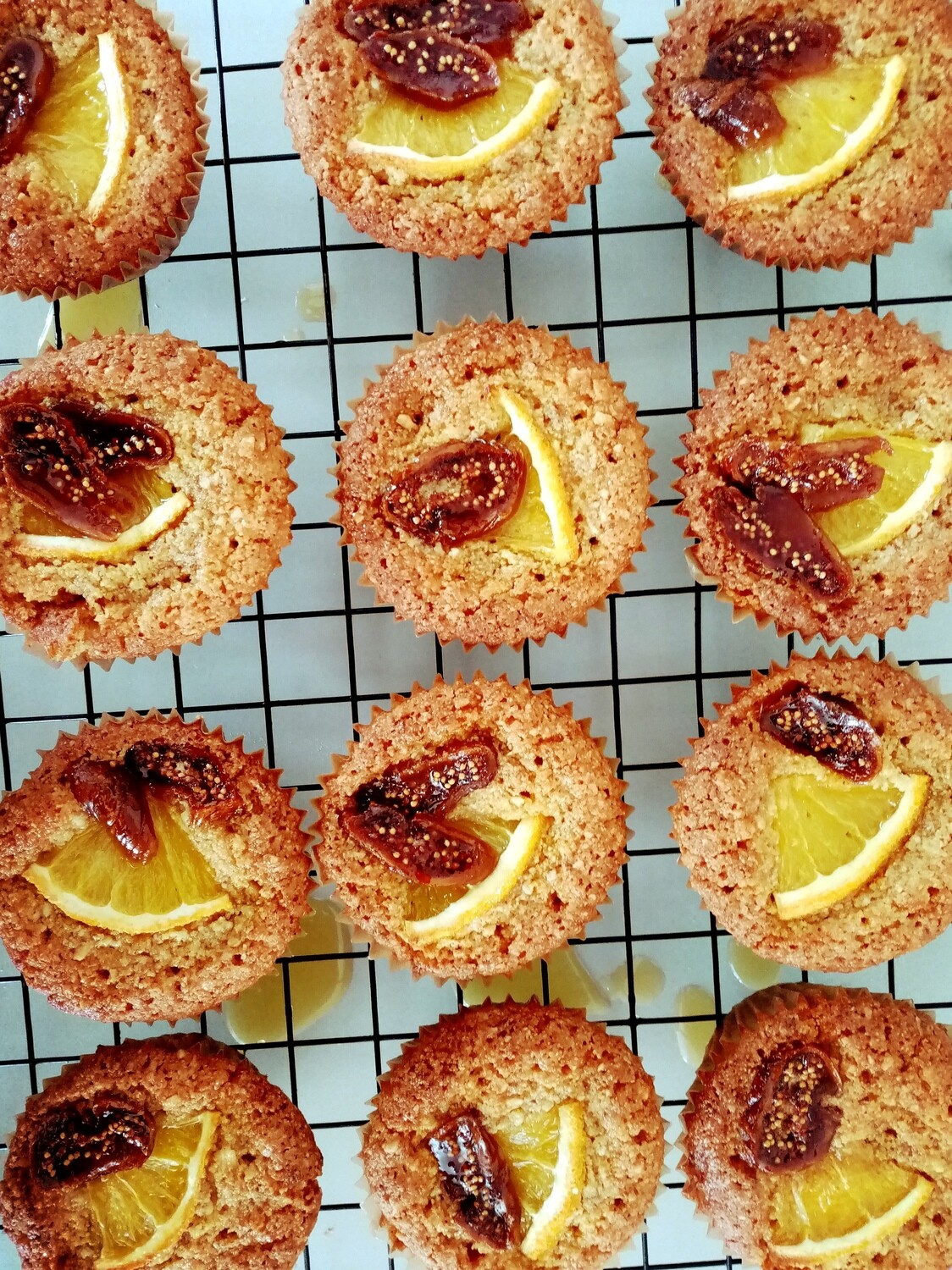 12x ORANGE ALMOND POLENTA SNACK CAKES. Gluten FREE.