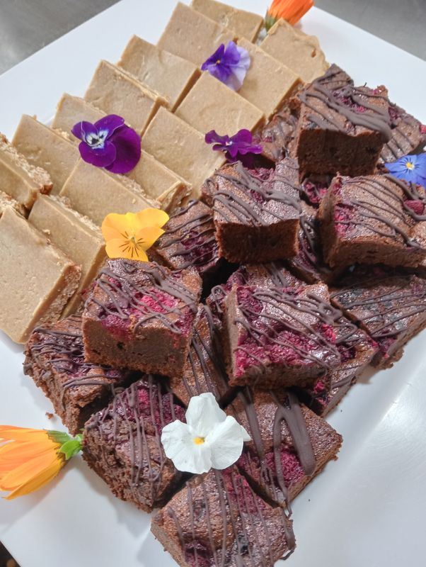 10x Whittakers dark ghana and raspberry brownie GF