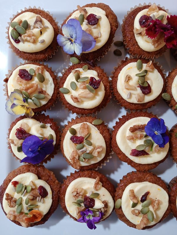 12 Carrot cakes with cream cheese icing. GF