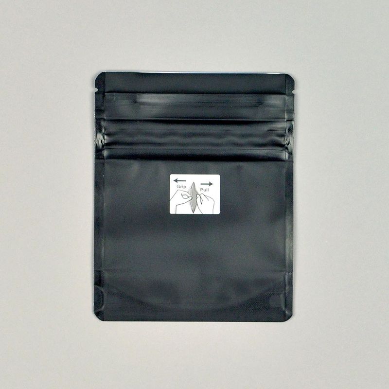 1/8th oz Child-Resistant Pouch - Blk 4" X 5" + 2"BG SKU# 8THOZ452B