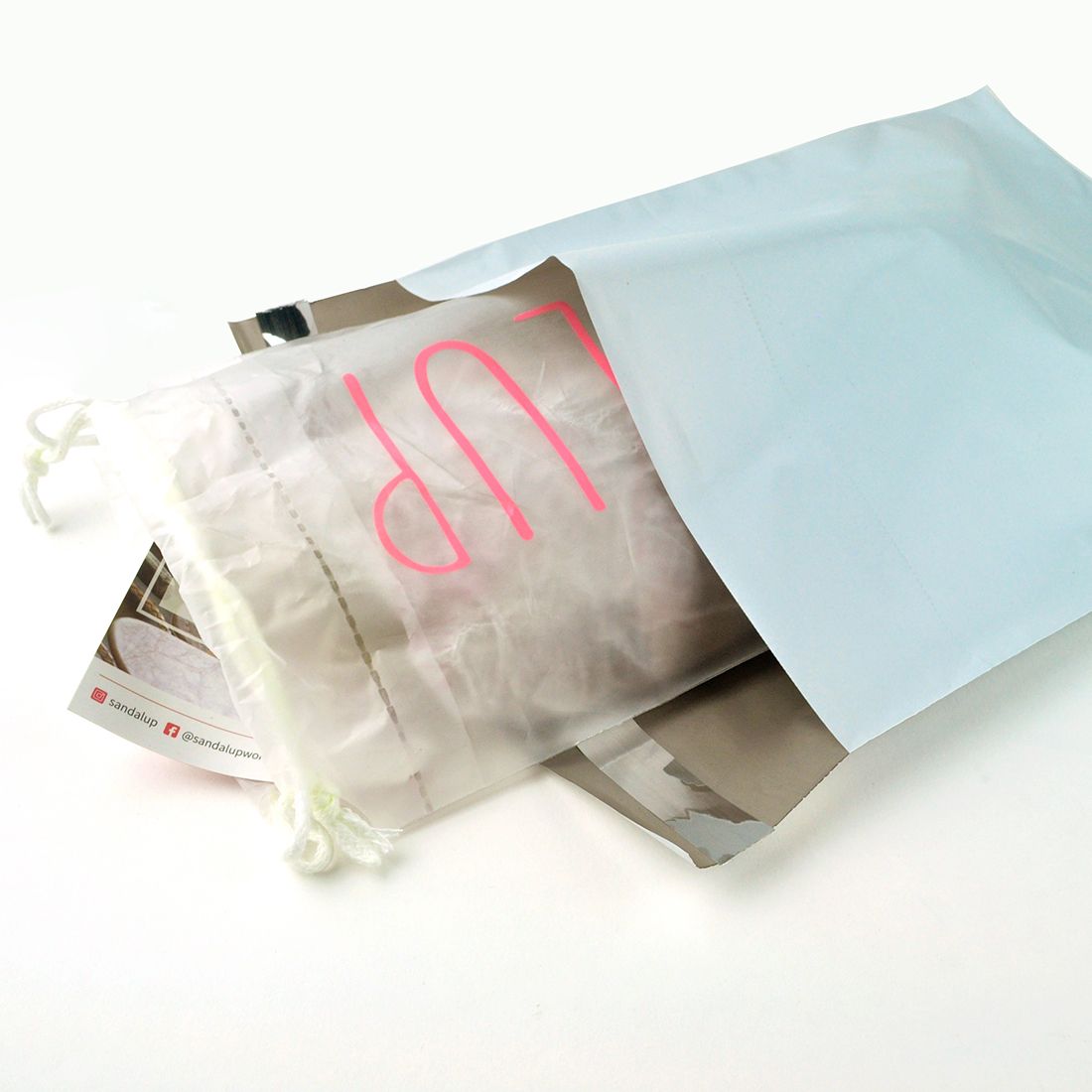 24 X 24 + 2 LP Postal Approved Poly Mailers with Anti-Static Strip 2.5 mil 200/cs| Prism Pak