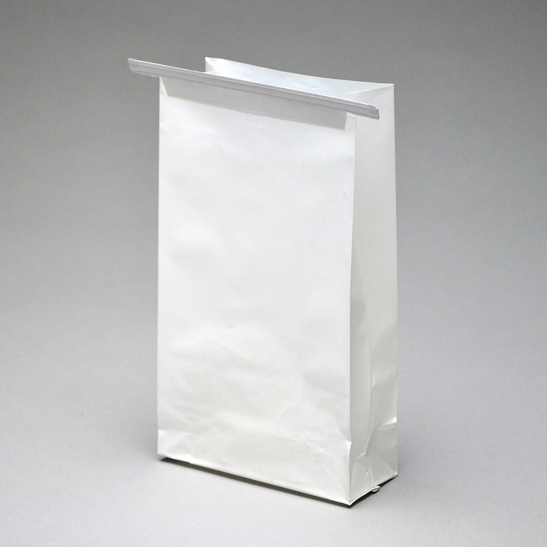 Seamless Air Sickness Bag with Wire Tie Closure 4 1/2 X 2 1/2 X 8 1/2 1,000/cs| Prism Pak