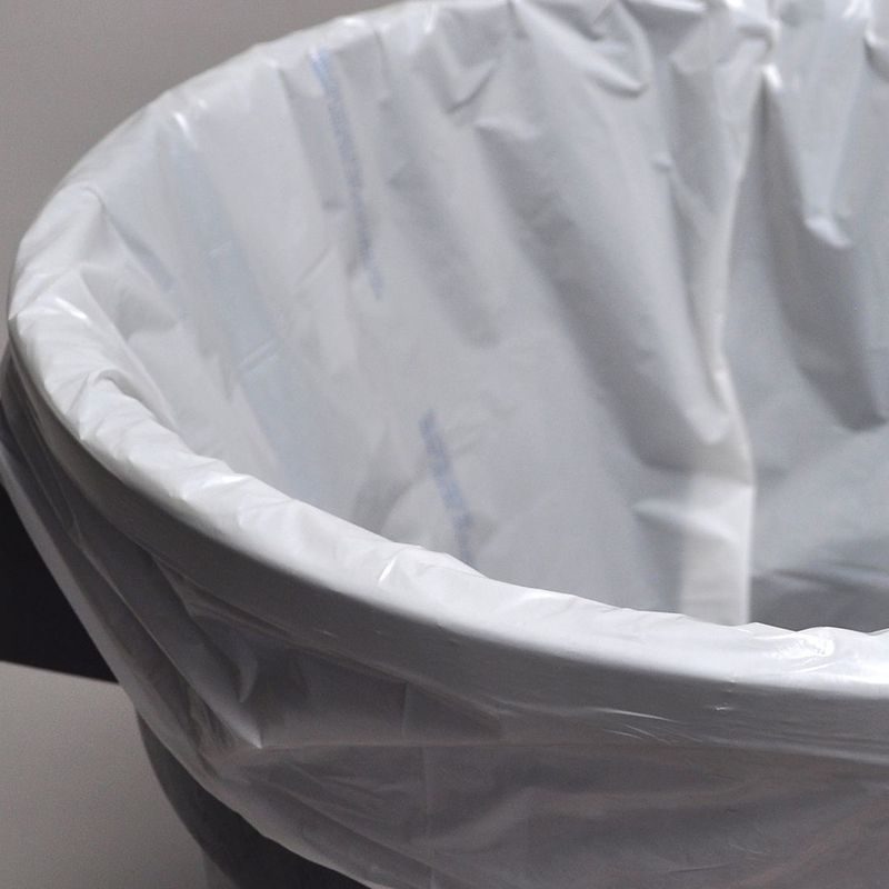 33" x 39" 15 micron LDPE 33 gal. Trash Can Liner -- White, 250/CS