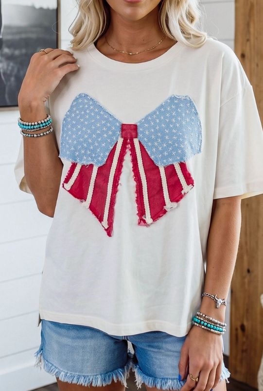Loose Knit Vintage Flag Bow - Tee