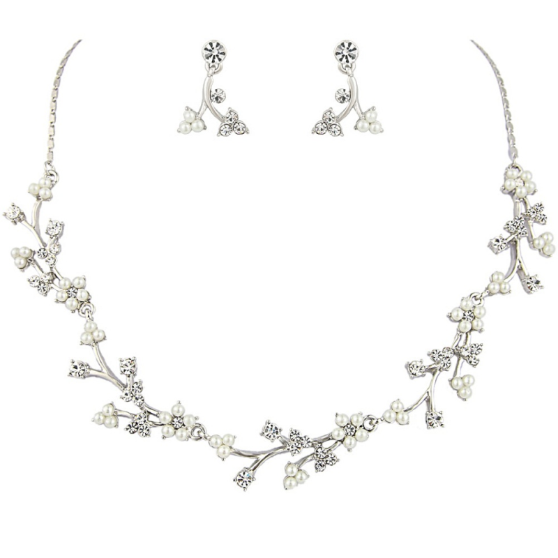 Athena Collection - Dainty Daisy Necklace Set
