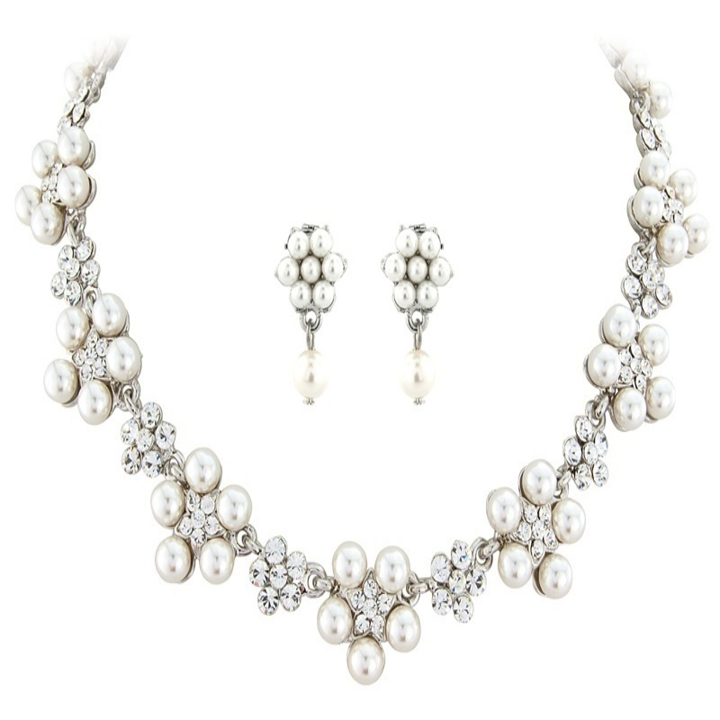 Elite Collection - Chic Pearl Necklace Set - Ivory
