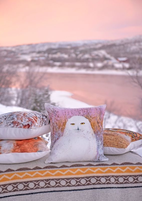 Uutuus! &quot;Tunturipöllö&quot; Sisustustyynyliina 40x40cm