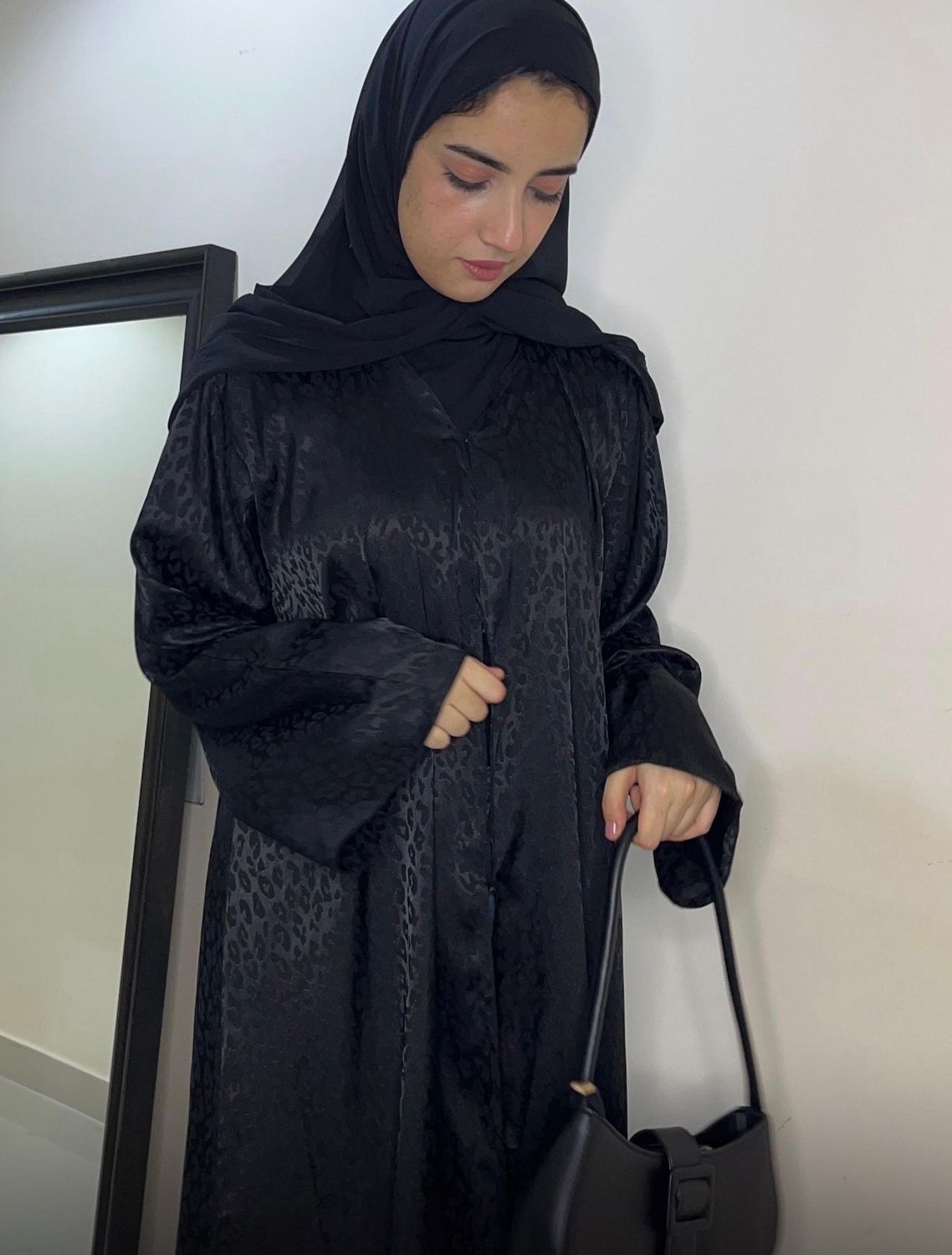 عبايه التايقر
