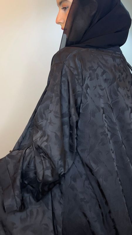 عبايه رقم ٢