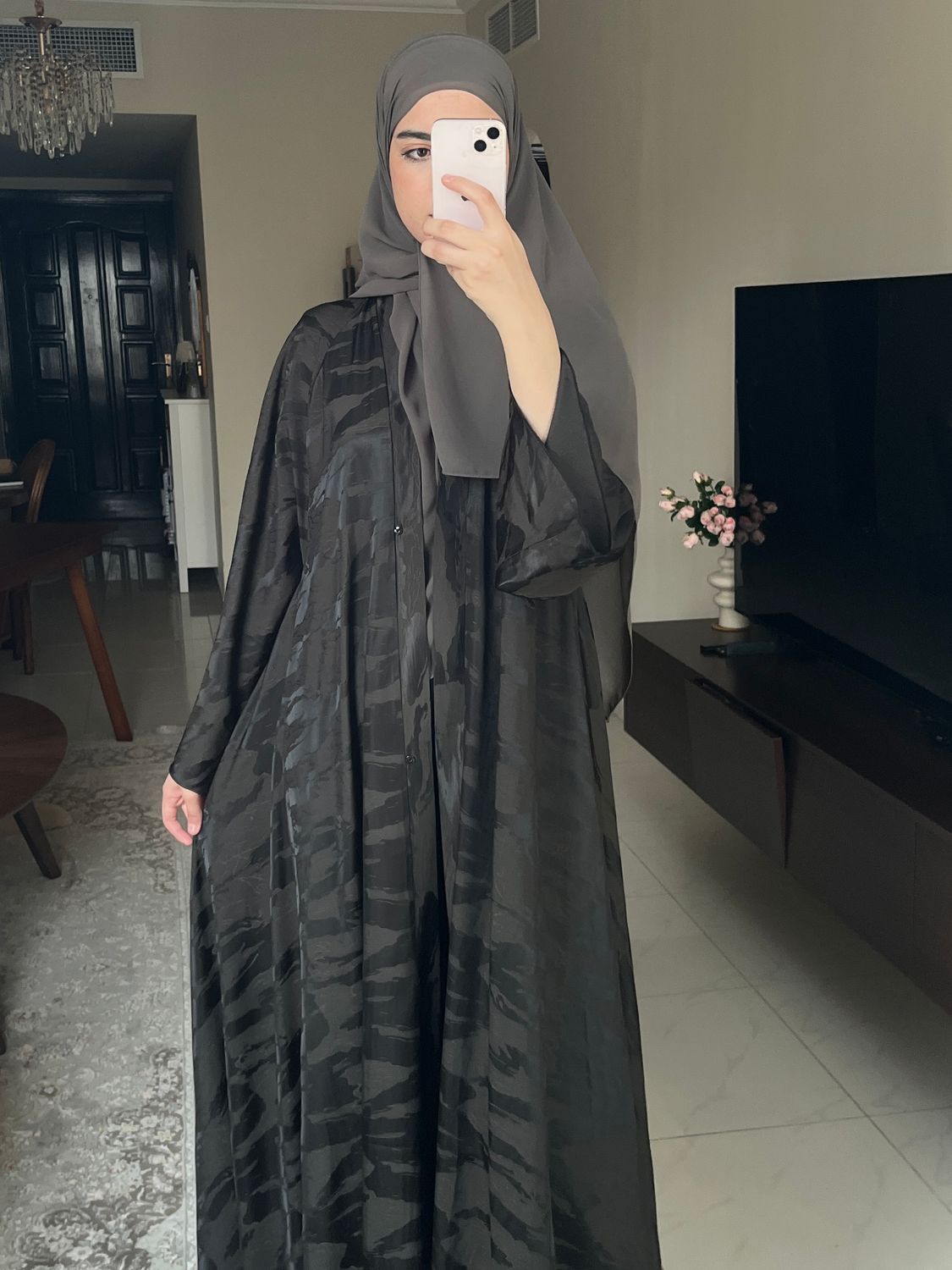 عبايه غيمه زيتي