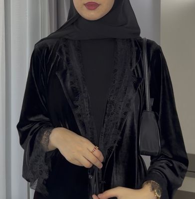 عبايه المخمل بليزر