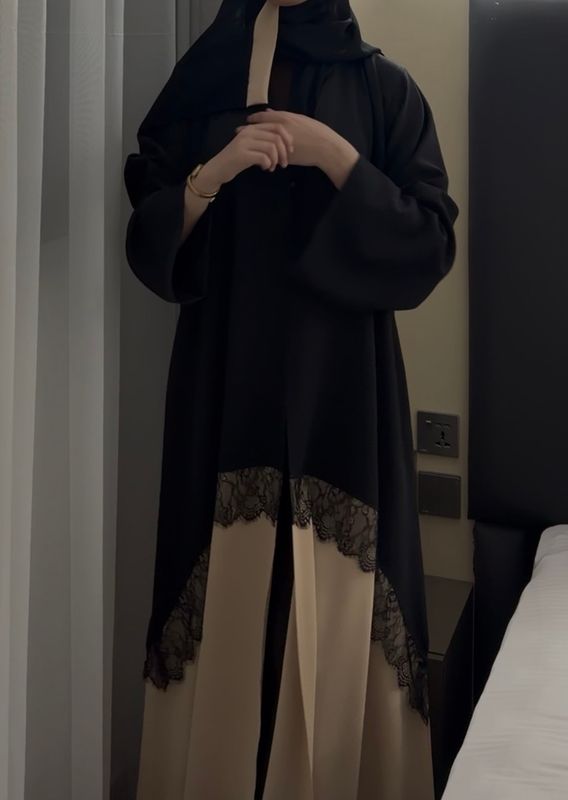 عبايه الباربي