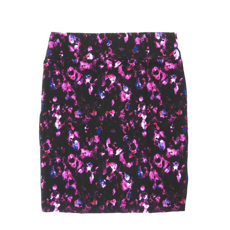 LuLaRoe Cassie e Large L Abstract Muted Black Blue White Womens Knee Length Pencil Skirt fits sizes 14-16  LARGE-235-K