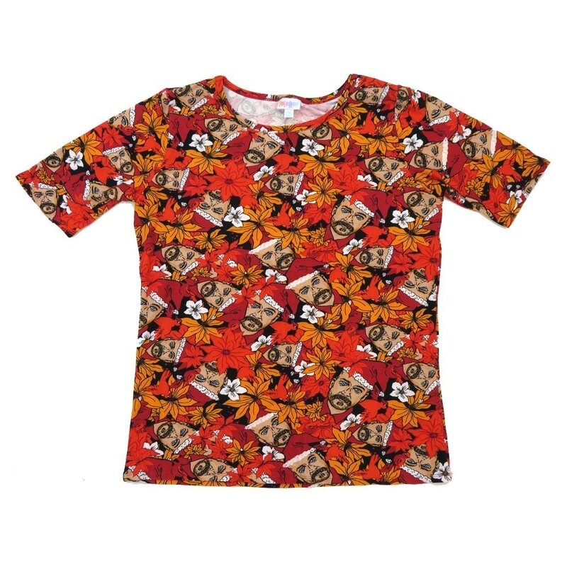 LuLaRoe GIGI XX-Large 2XL Christmas Holdiay Bearded Elves Poinsettias Fitted Tee fits Women sizes 20-22 2XL-202