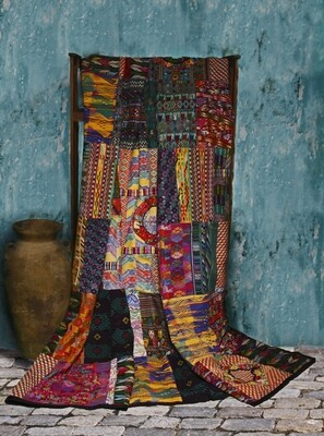 King-size Mixed Huipile Guatemalan Patchwork Quilt Sets