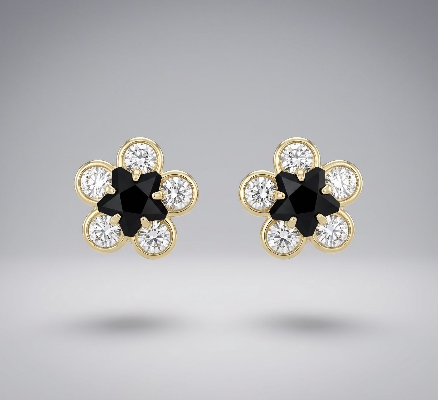 14kt Gold Flower Cluster (Medium) Earrings