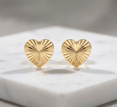 14kt Gold Heart Line Shape Earrings