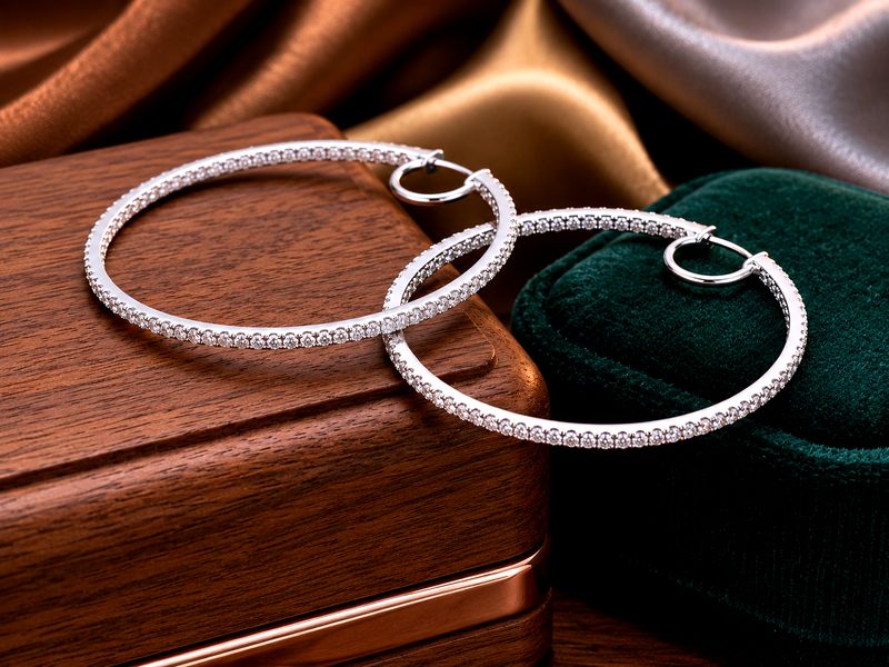 10kt White Gold Hoop Earrings