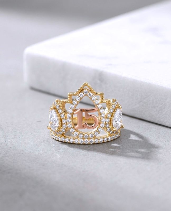 14kt Gold Quince Crown Ring