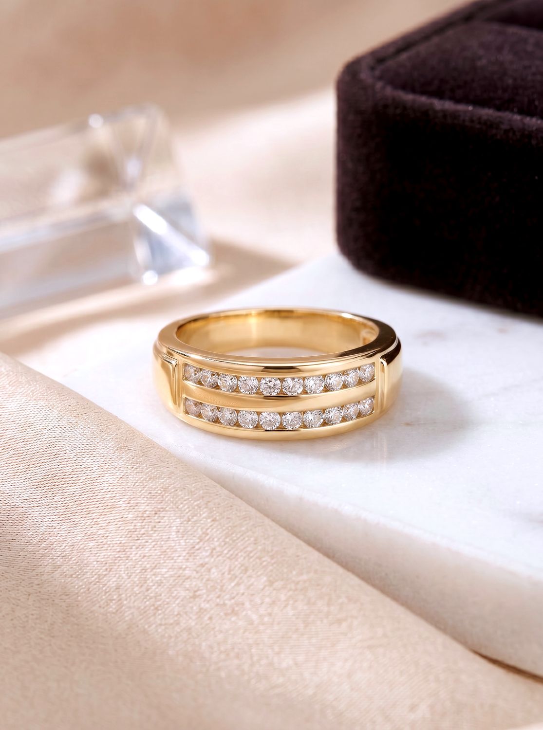 10kt Gold Diamond Men's Wedding Band