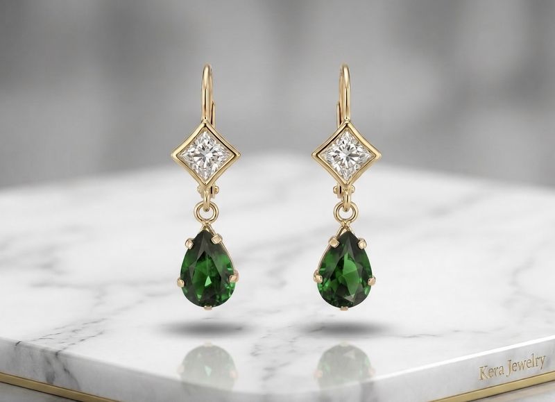 14kt Gold Star‑Cut Diamond with Pear Emerald Dangle