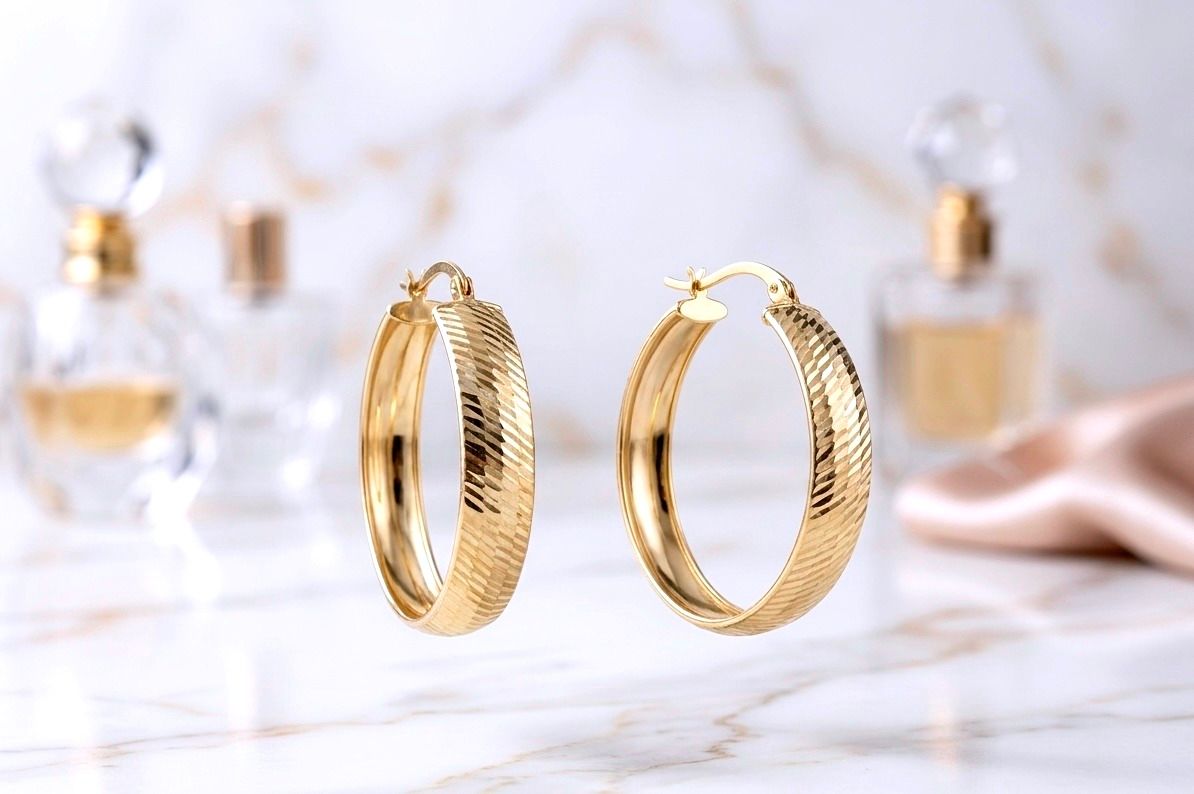 14kt Gold Hoop Diamond Cut Earrings