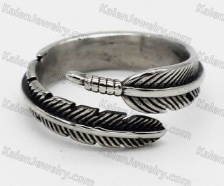 Small Feather Ring
