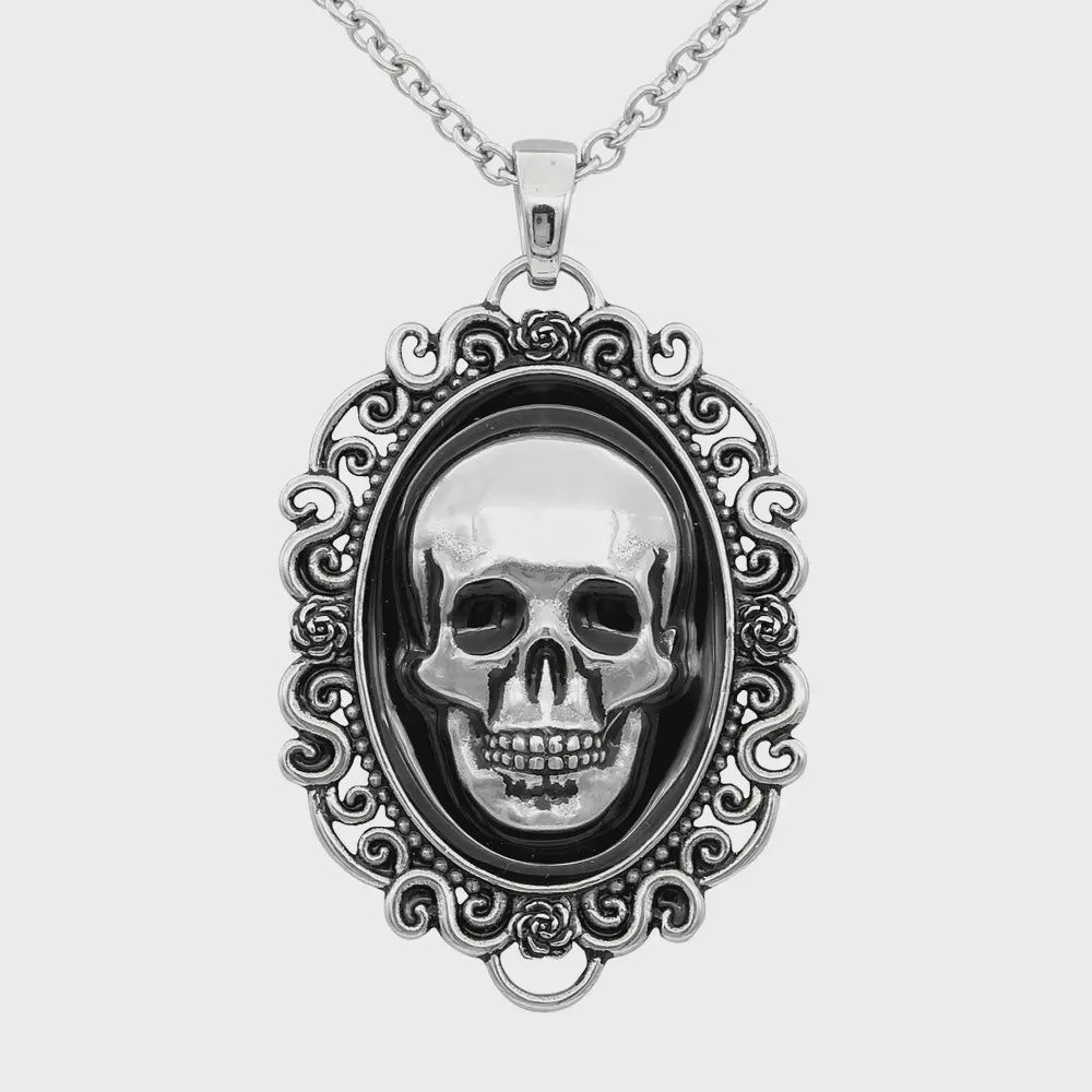 Resilient Skull Cameo Necklace