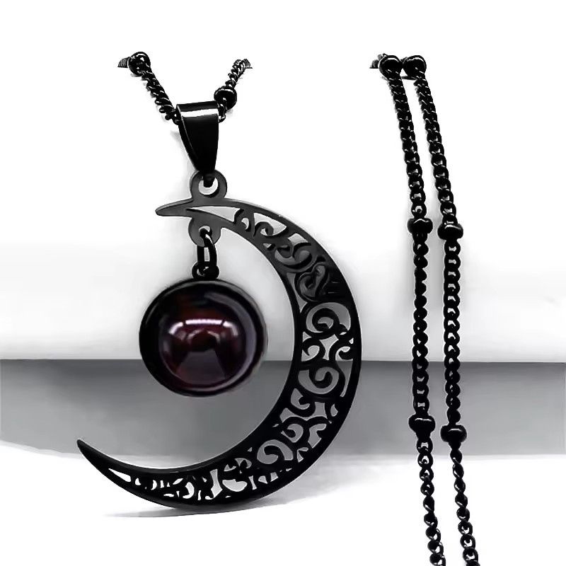 SS Black Moon Necklace