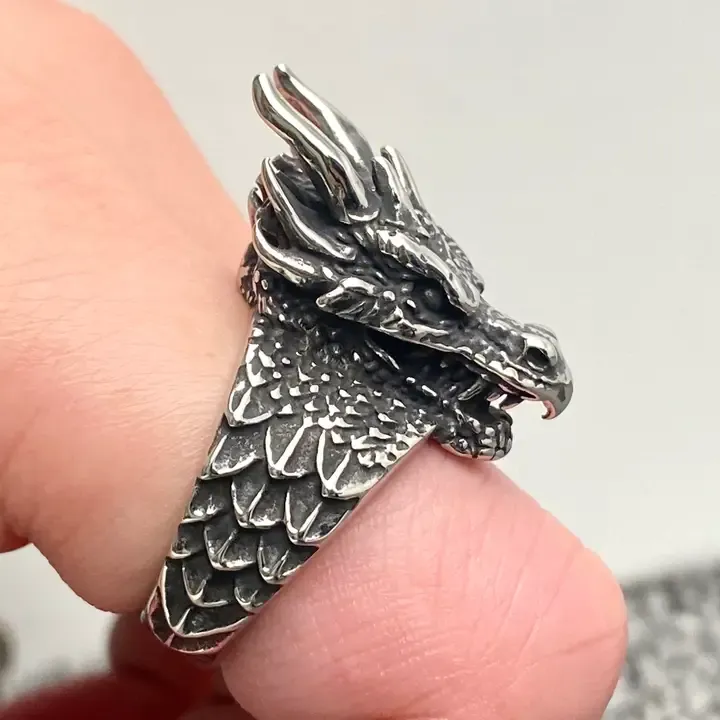Dragon Head Ring