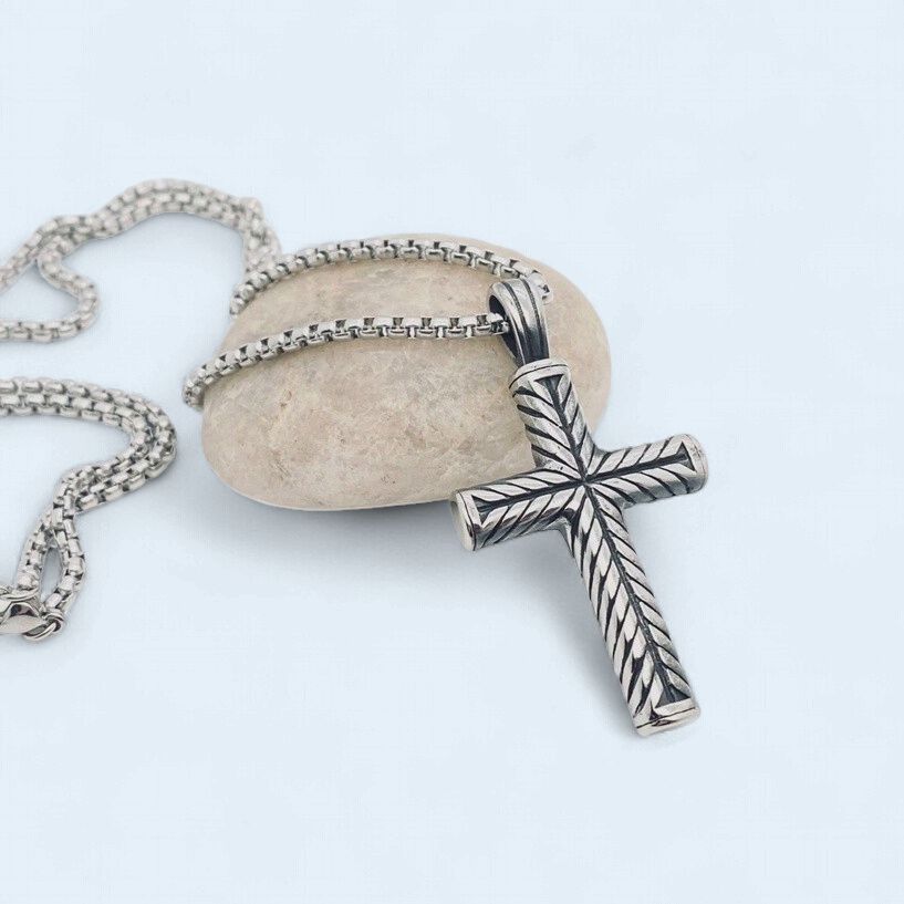 316L Stainless Steel Cross Pendant Necklace