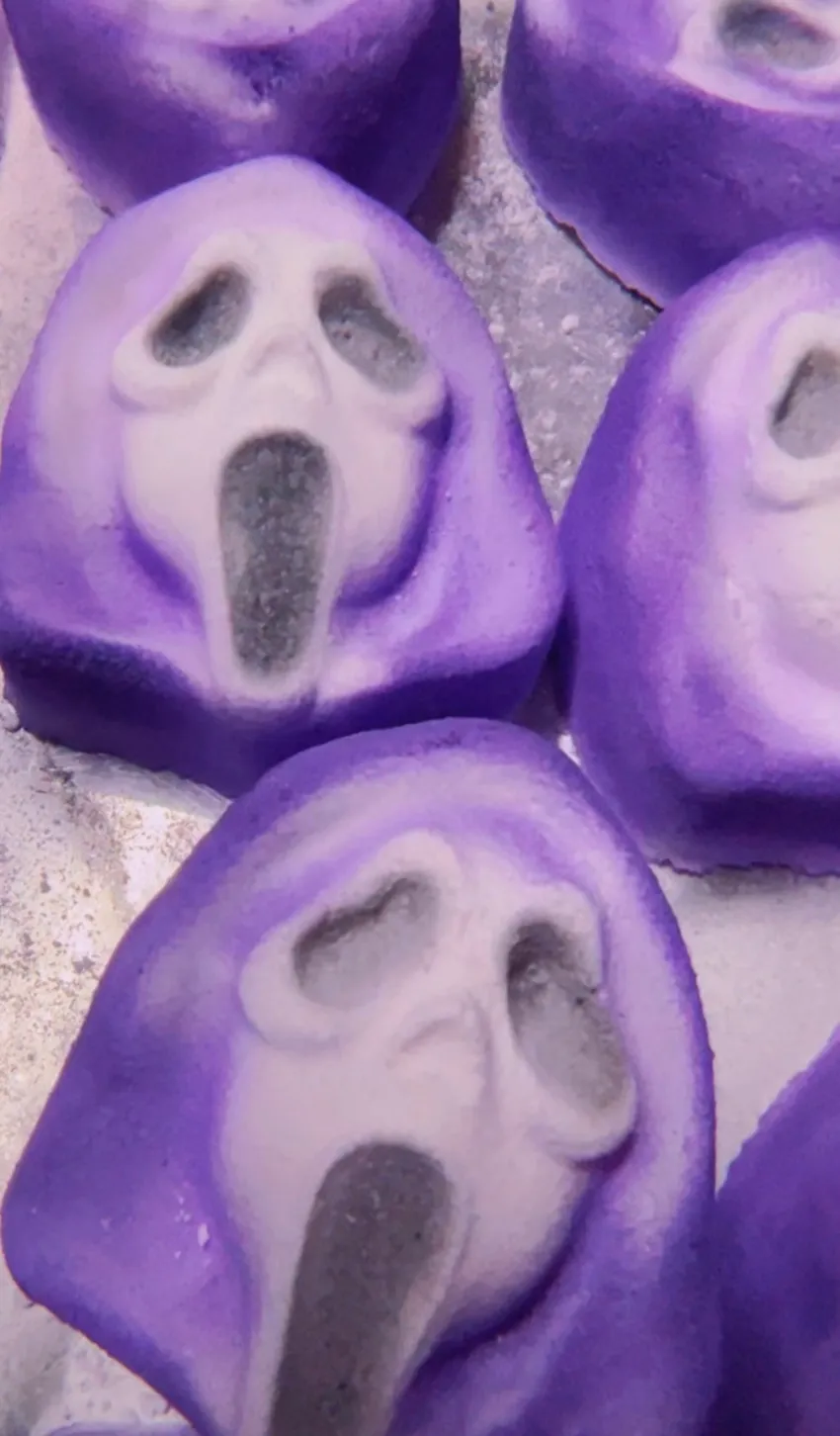 Whats Your Favorite Scary Movie? Bath Bomb