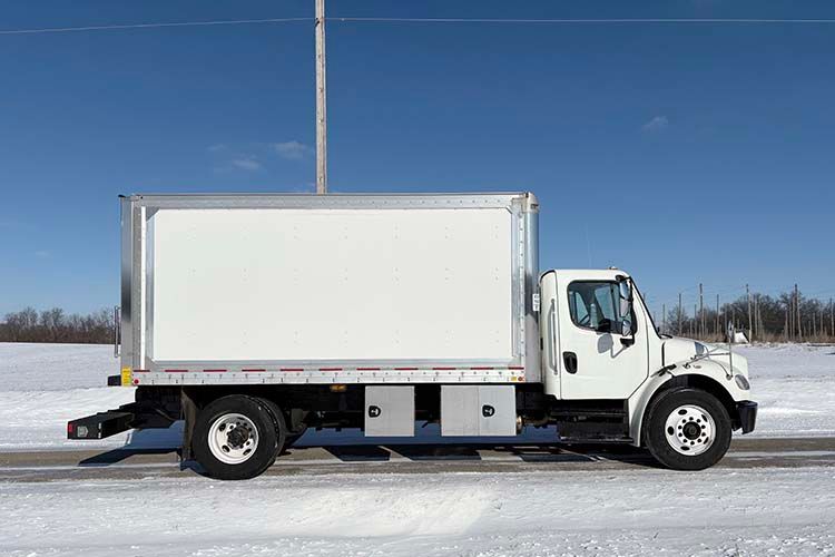 2019 FREIGHTLINER BUSINESS CLASS M2 106