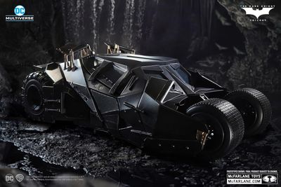 DC Multiverse Lucius Fox & Tumbler (The Dark Knight) McFarlane Toys DC Multiverse Lucius Fox & Tumbler (The Dark Knight) McFarlane Toys