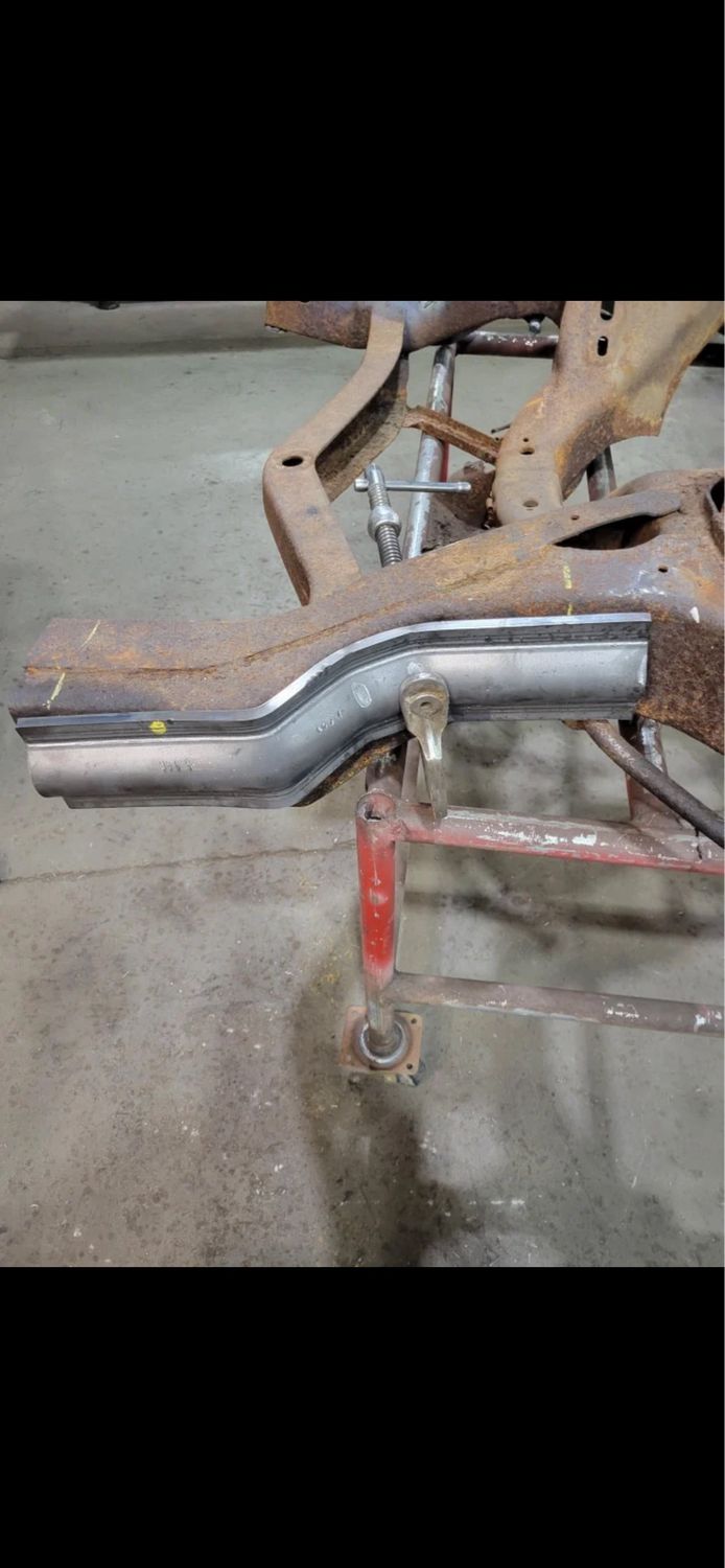 Cadillac 15 Inch Peaked Front Plate