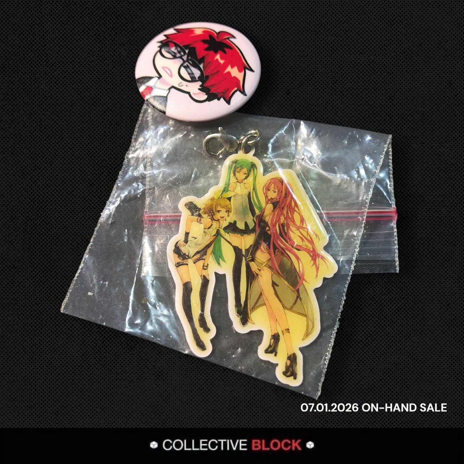 Vocaloid [Miku, Rin, Luka] Metal Charm Keychain