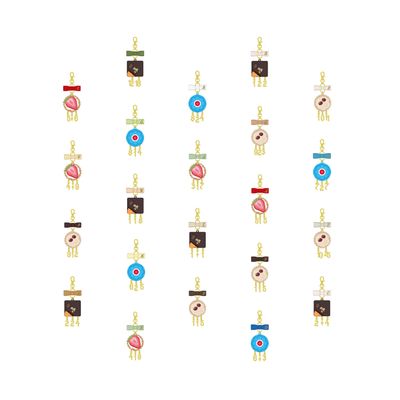 [Pre-Order] Twisted Wonderland La Bonbonnière ver. Metallic Brooch Charm (14 cm)