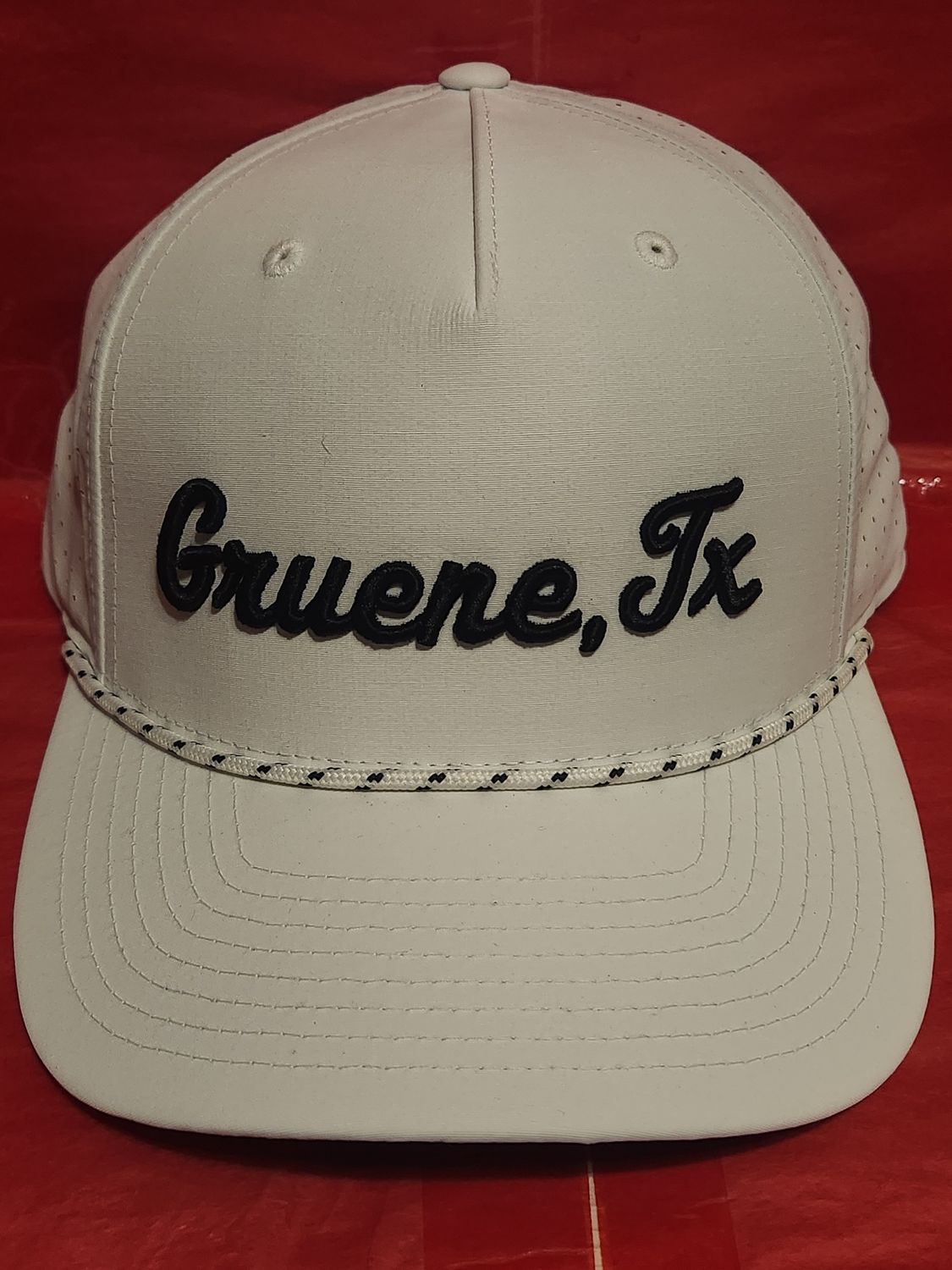 White/White-Black Gruene TX