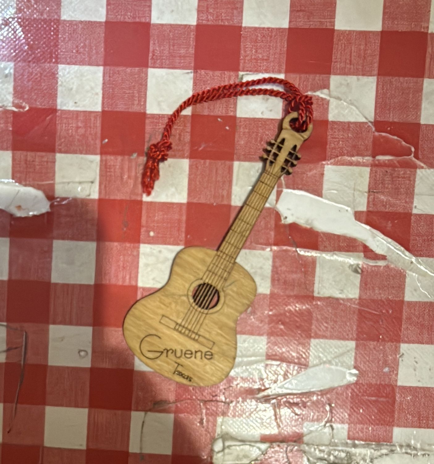 Wooden Gruene Guitar Orn
