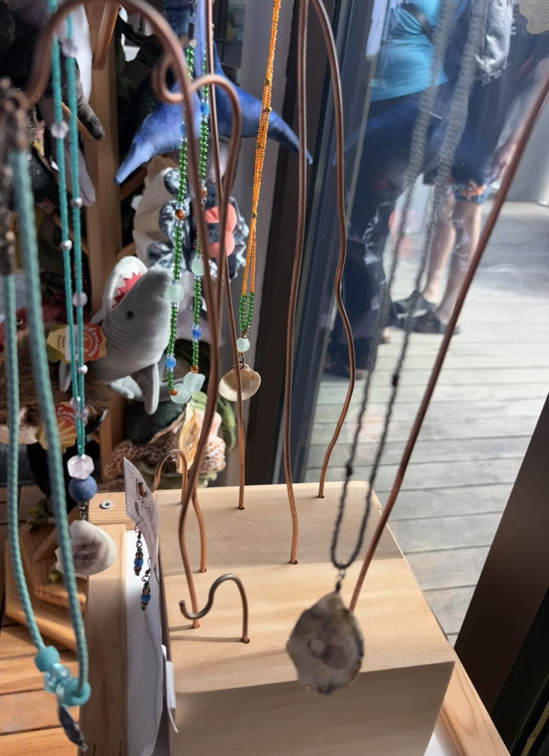 Oyster Necklace Asst.
