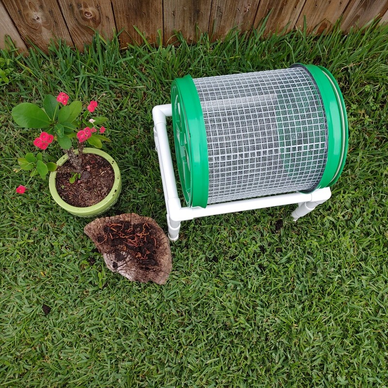 Compact Compost Worm Casting Sifter 1/8 inch screen.