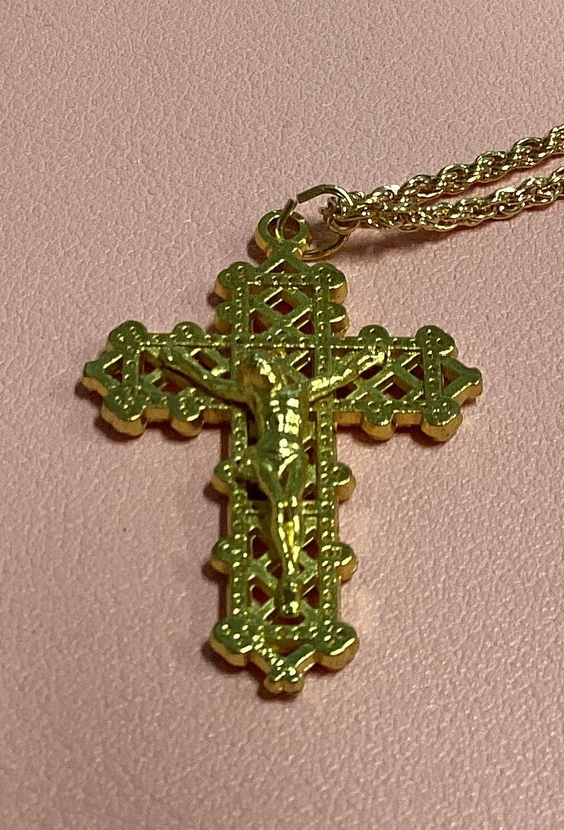 GOLD CHAIN AND FILIGREE CROSS