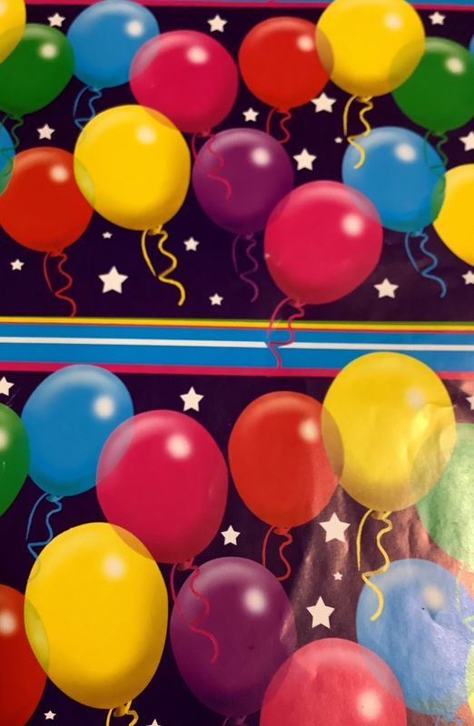 BIRTHDAY WRAPPING PAPER BALLOONS